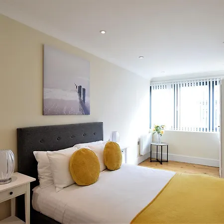 Yourapartment.com - Riverside City Centre Bristol