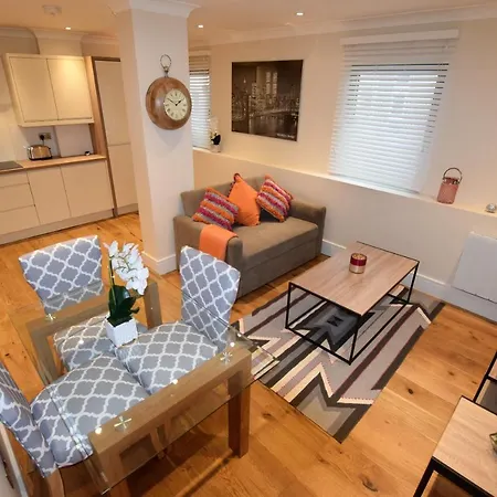 Yourapartment.com - Riverside City Centre * Bristol